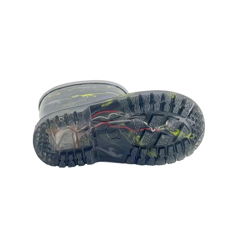 Kids' Light-Up Rain Boots – Shine, Slide & Stay Green!